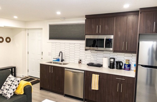Airdrie Apartment | Amazing Basement Suite With a Dedicated Workspace