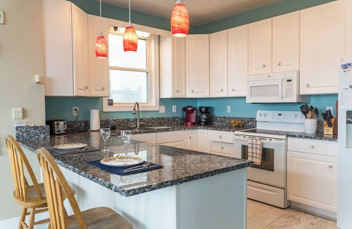 Ocean City Beach House | Amazing beach front 4 bedroom house Dog friendly children welcome gated deck