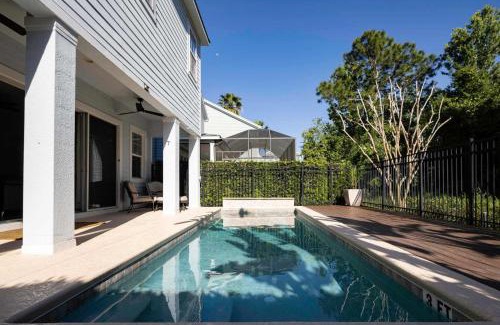 Reunion House | Amazing beach house near the parks