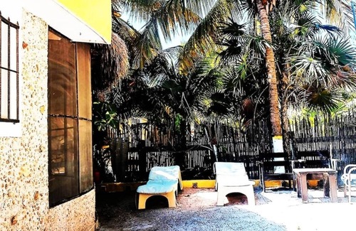 El Cuyo House | Amazing beach lodge just steps away from the beach