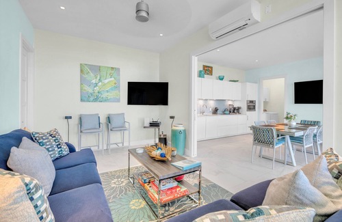 Jimmy Hill Villa | Amazing Beach Villa at Casa del Mar, Exuma Bahamas