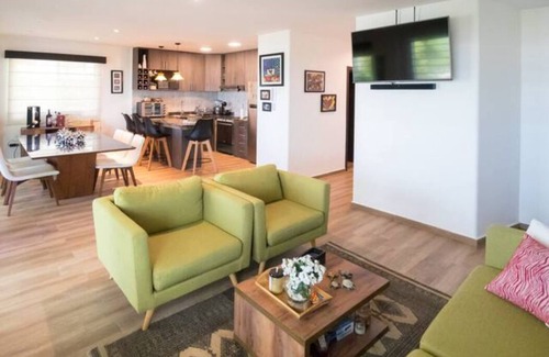 Las Nunez Apartment | AMAZING BEACHFRONT 3 BEDROOM 4 BATH APARTMENT