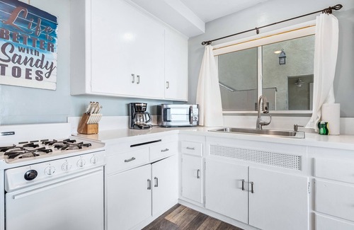 Carlsbad Village Condo | Amazing beachfront condo with deck, patio, & balcony