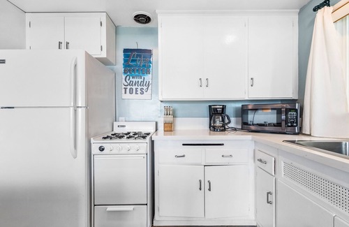 Carlsbad Village Condo | Amazing beachfront condo with deck, patio, & balcony