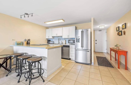 Punaluu Condo | Amazing Beachfront Condo by Pool