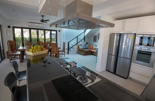 Ko Lanta Villa | Amazing Beachfront Pool Villa