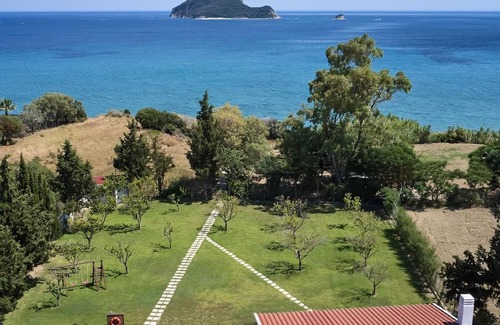 Porto Koukla Villa | Amazing Beachfront Zakynthos Villa | 4.