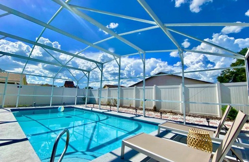 Montego Bay House | Amazing Blue Private Pool 4BR House Near Disney