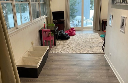 Rochester House | Amazing Brighton location! King Bed! Close to U of R.