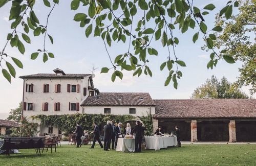 Rovolon Villa | Amazing country Villa with pool surrounded by venetian hills (14 sleeps)