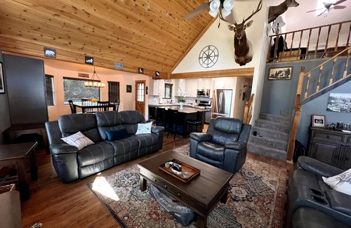 Happy Jack Cabin | AMAZING CABIN IN THE WOODS