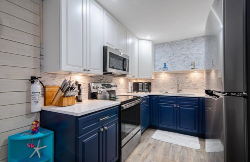 Punta Gorda Condo | Amazing canal views!