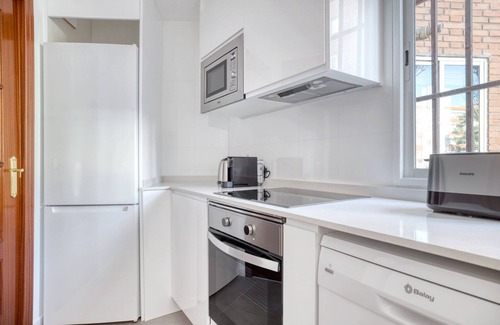 Hispanoamerica Apartment | Amazing Chamartín 3BR, near Real Madrid Stadium, by Blueground