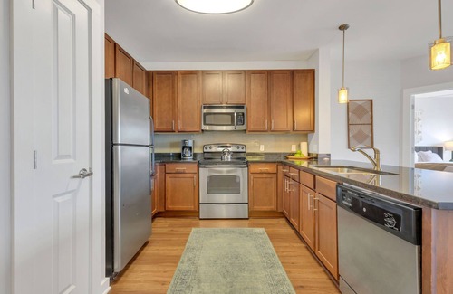Edgehill Apartment | Amazing Condo in the Heart of the Gulch!