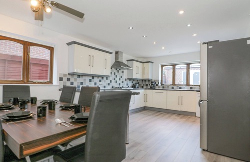Sheerness Cottage | AMAZING COTTAGE, family friendly, country holiday cottage in Warden