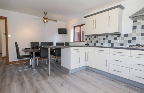 Sheerness Cottage | AMAZING COTTAGE, family friendly, country holiday cottage in Warden