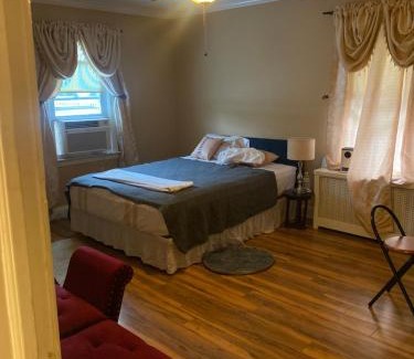 Uniondale House | Amazing cozy