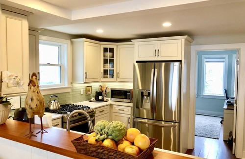Fairfield House | Amazing Direct Beachfront Home close to golf, tennis, restaurants and shopping