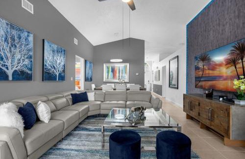 Clear Creek House | Amazing Disney Star Wars Villas