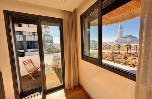 Bourgogne Apartment | Amazing Duplex Front Beach and Mosque Hassan 2