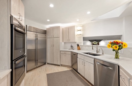 Starwood House | Amazing Eppley Estate