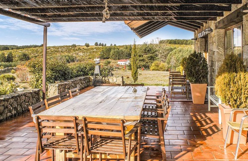 Navarredonda de Gredos House | Amazing home in Navarredonda de Gredos