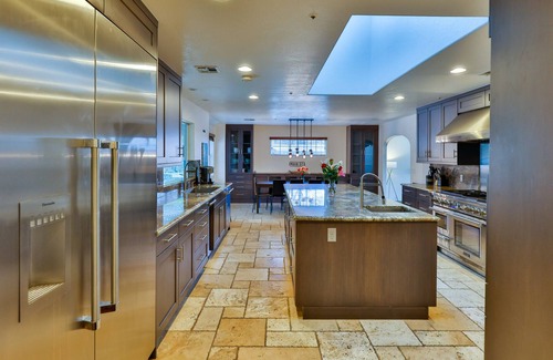 Agua Dulce House | Amazing Escape close to LA with Pool and Game Room