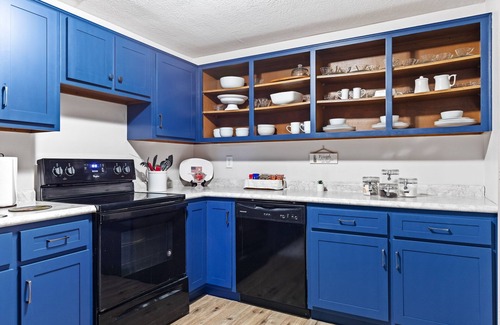 Sheridan Other | AMAZING FARM RENTAL! CLOSE TO GRAND PARK!