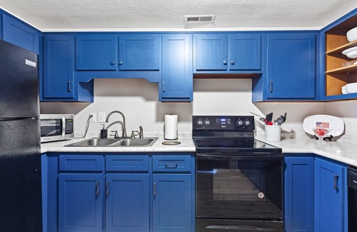 Sheridan Other | AMAZING FARM RENTAL! CLOSE TO GRAND PARK!