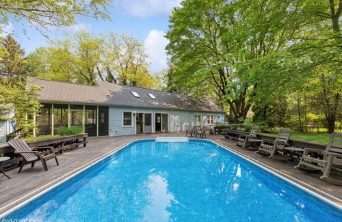 Lakeside House | Amazing find! Quiet house w/pool and screened porch. Close to beach.
