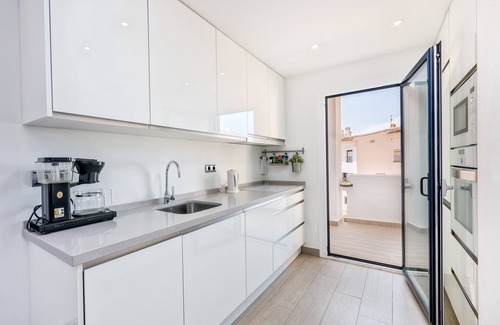 Cabopino Apartment | Amazing First Line Beach in Cabopino Marina by Costarentals - M42