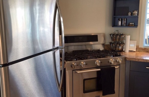 Mill Valley Boat Rental | Amazing Floating Home! Modern, Elegant, Fun!