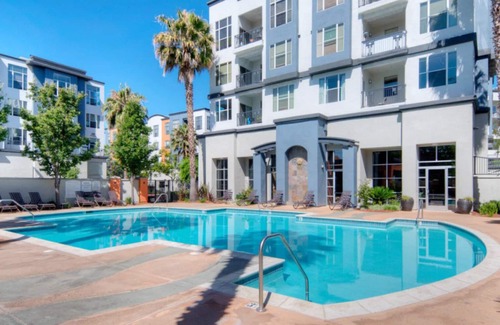 Central District Apartment | Amazing Fremont 2BR w/Pool, W/D & Gym, near TJ & WF, by Blueground