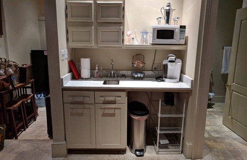 French Quarter Apartment | Amazing French Quarter Studio w/Private Courtyard!