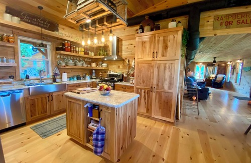 Princeton Cabin | AMAZING GRACE Unplug, Relax, Recharge with magnificent sunsets Sleeps 12