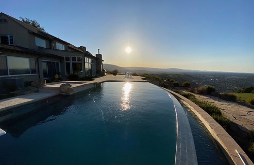 South San Jose House | Amazing Hillside Retreat 6 bedrooms, 7.5 baths