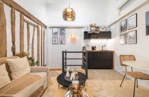 Gaillon Apartment | AMAZING HISTORICAL PARISIEN LOFT NEXT TO LOUVRE AREA ! 6