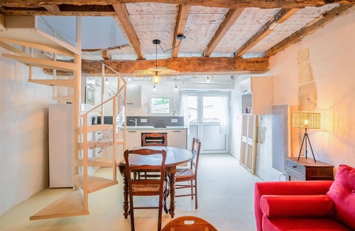 Mortagne-sur-Gironde House | Amazing home in Mortagne-sur-Gironde