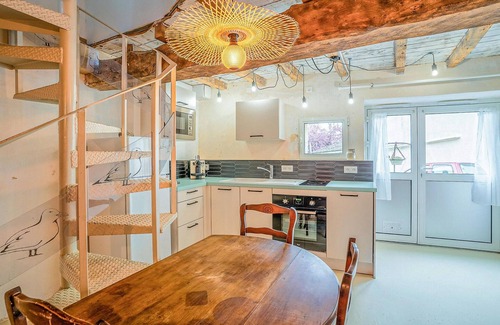 Mortagne-sur-Gironde House | Amazing home in Mortagne-sur-Gironde