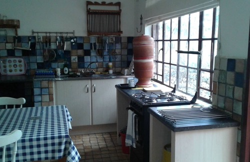 Juliasdale House | Amazing holiday home in Juliasdale, Nyanga, Zimbabwe - Pazororo Cottage