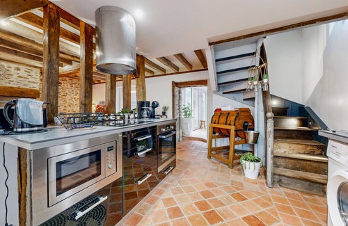 Neuilly-le-Vendin House | Amazing home in Neuilly le Vendin