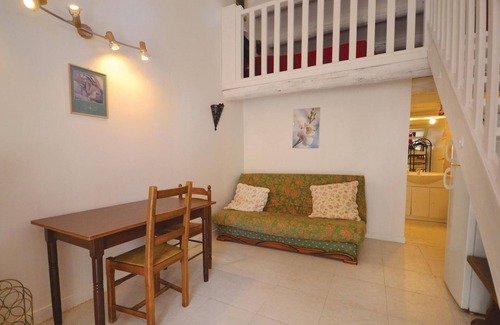 Crillon-le-Brave House | Amazing home in Crillon le Brave