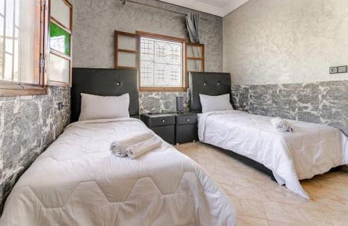 Agafay House | Amazing Home in Agafay With Pool & garden