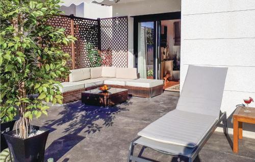 Arroyomolinos House | Amazing Home In Arroyomolinos With Wifi