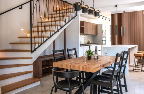 Bartici House | Amazing home in Bartici with WiFi