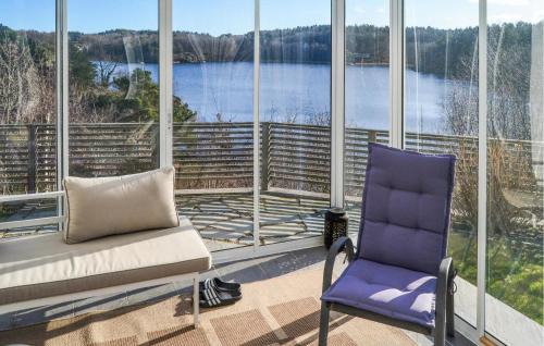 Lillesand House | Amazing Home In Brekkestø With Wifi