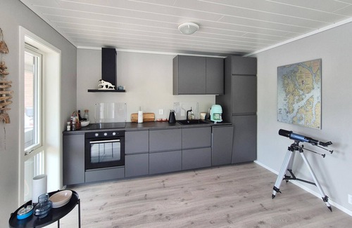 Meling House | Amazing home in Bremnes with WiFi