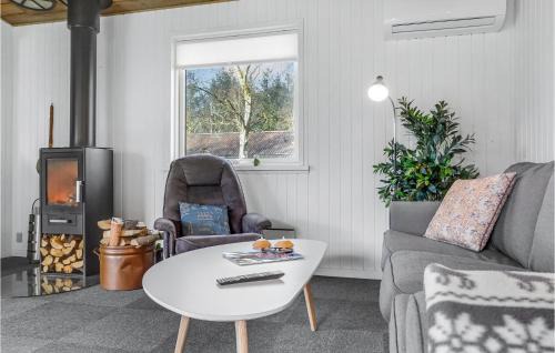 Tranum House | Amazing Home In Brovst With Kitchen