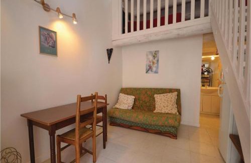 Crillon-le-Brave House | Amazing Home In Crillon Le Brave