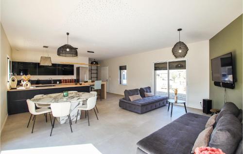 Cleon-d'Andran House | Amazing Home In Cléon D' Andran